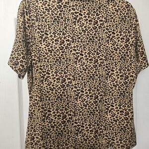 Leopard Print Short Sleeve Top